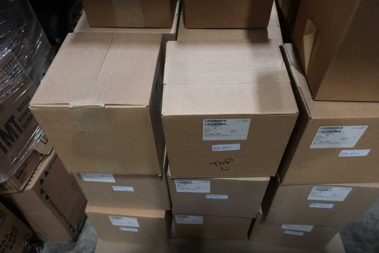 1 PALLET OF ASSORTED LAMP ASSEMBLYS - LIGHTING
