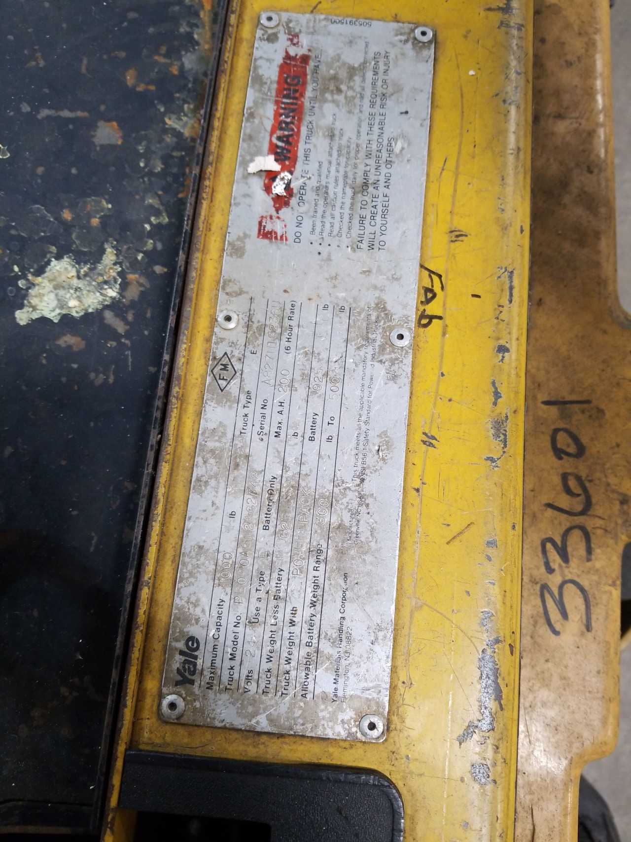 LOT OF 3 YALE ELECTRIC PALLET JACKS - MISCELLANEOUS