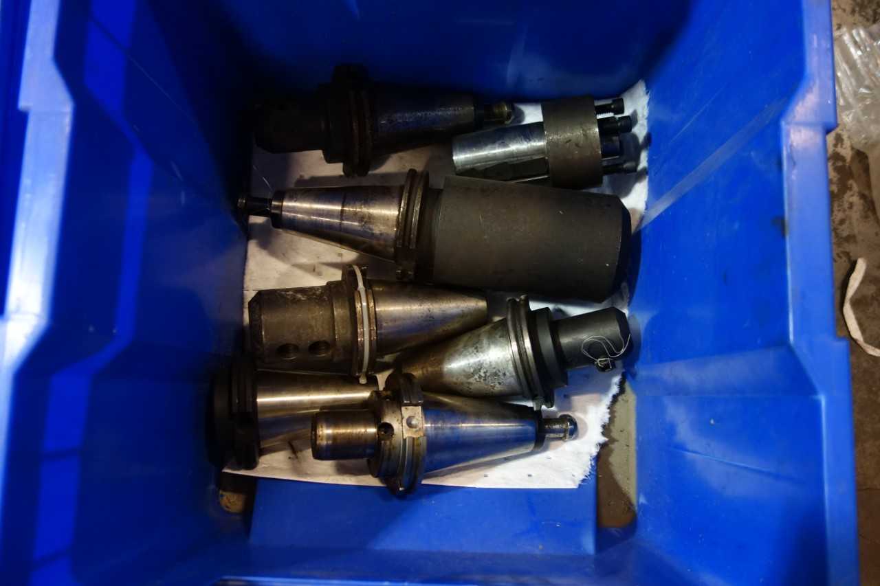 LOT OF ASSORTED TOOL HOLDERS, ATTACHMENTS, SNAP GUAGES, TOOLING EQUIPMENT- SCHUNK - ELECTRIC POWER TOOLS