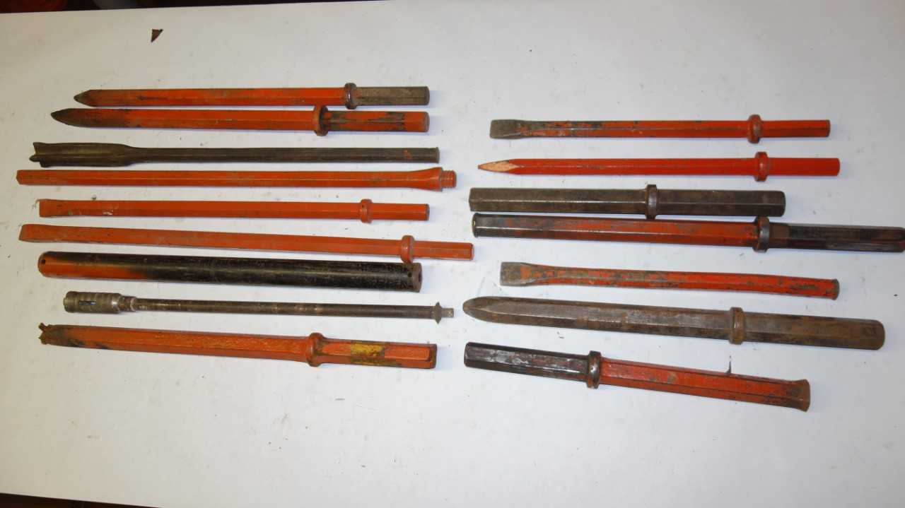 LOT OF 16 ASSORTED JACK HAMMER BITS - ELECTRIC POWER TOOLS