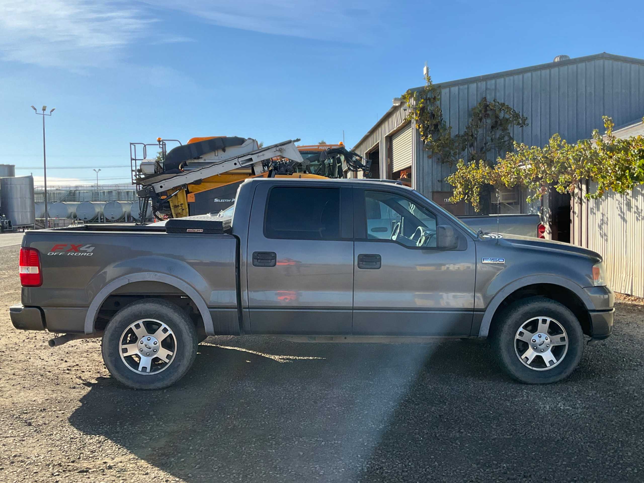 2007 FORD F-150 PICKUP TRUCK