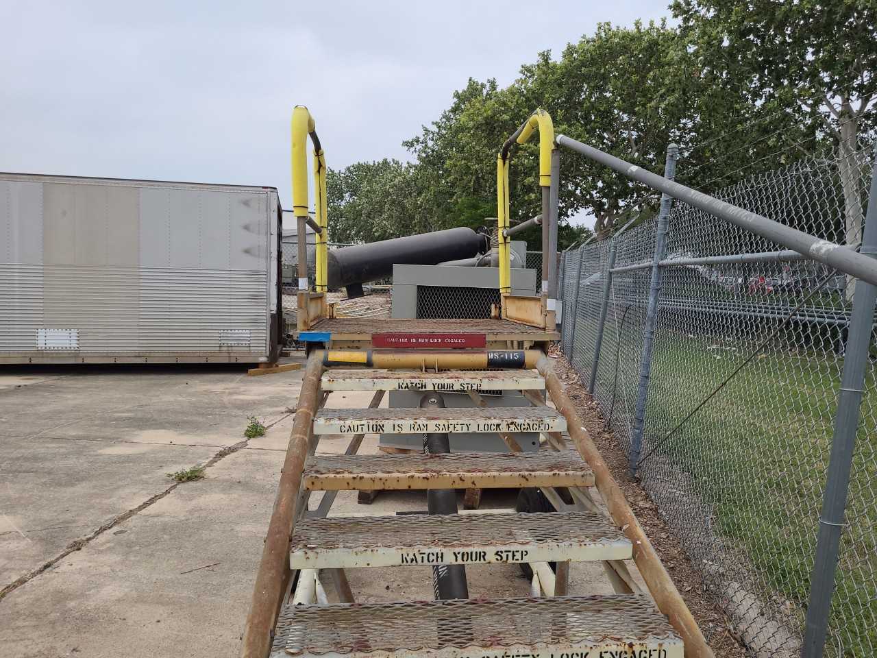 Maintenance Stand (Lot 2586577) San Antonio, TX