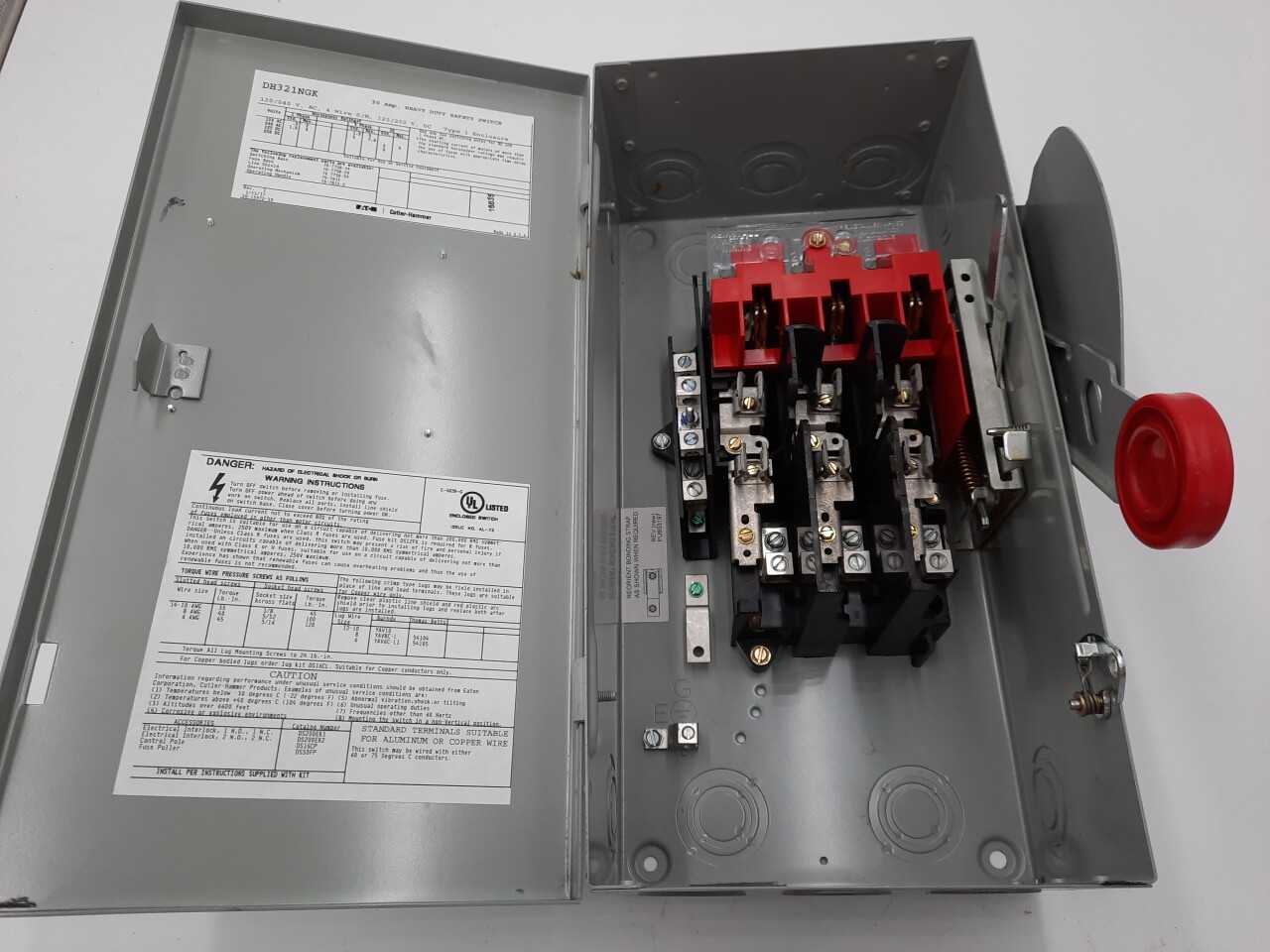 Pallet of 1x Un-Used No Box DH321NGK Switches - ELECTRICAL PARTS