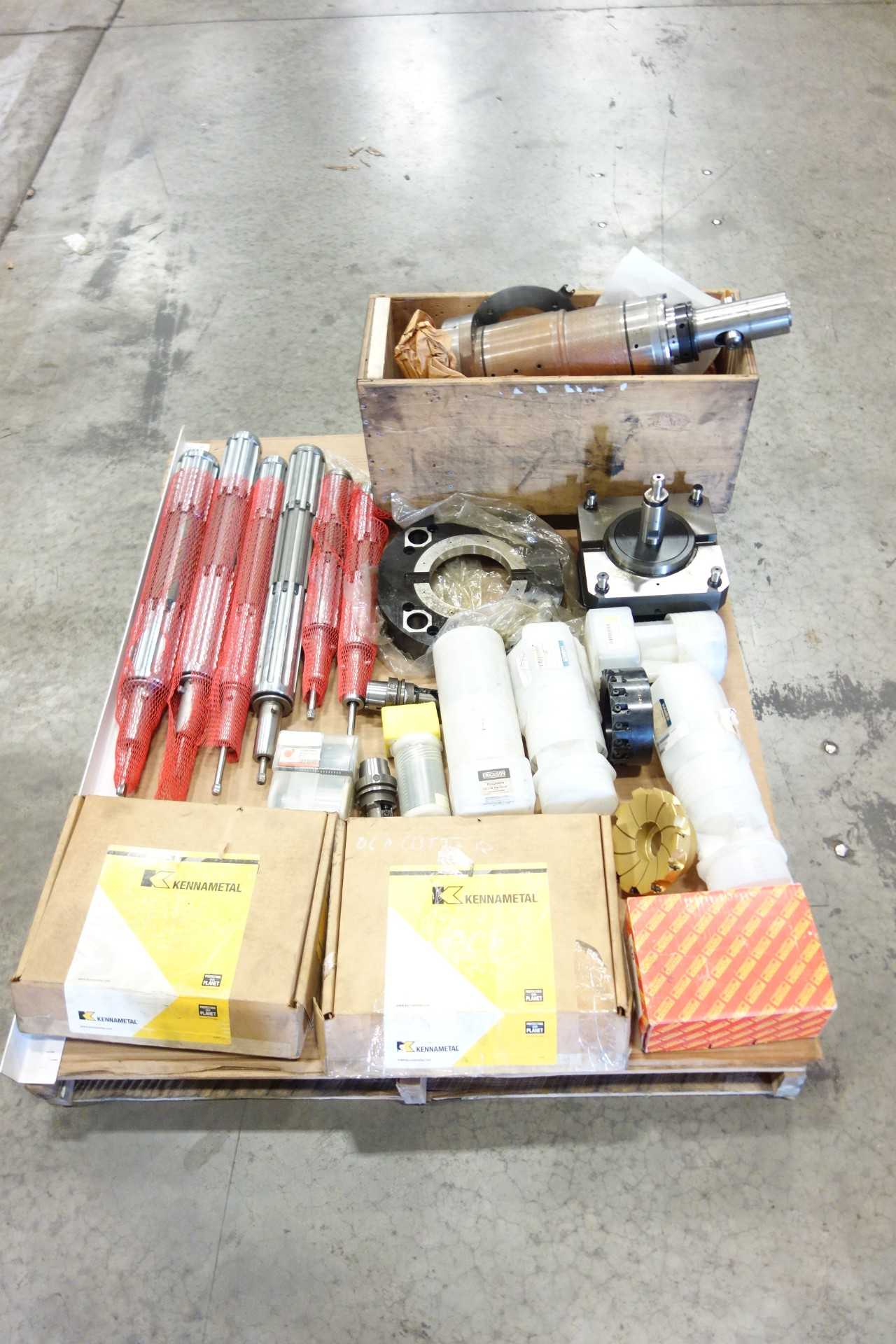 1 PALLET OF ASSORTED METAL WORKING TOOLS AND ACCESSORIES - ELECTRIC POWER TOOLS