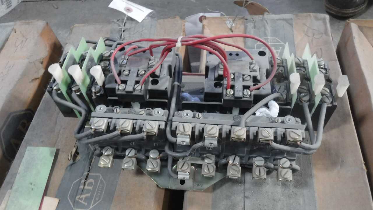 Lot of Five New 10 HP Allen-Bradley Size 1 Starters - MOTOR STARTERS