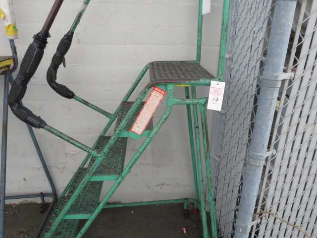 Ladder on Wheels - MATERIAL HANDLING