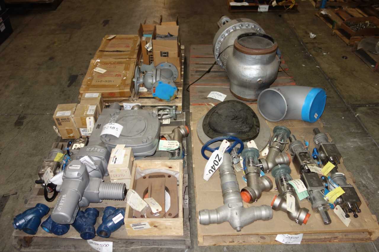 4 PALLETS OF ASSORTED VALVES - VALVES