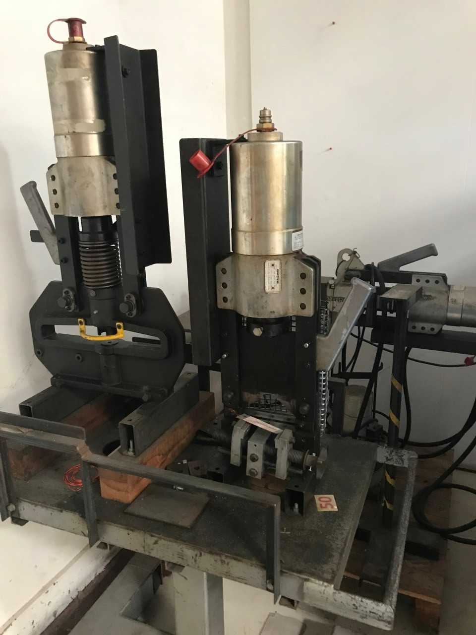 Novo press - PRESSES
