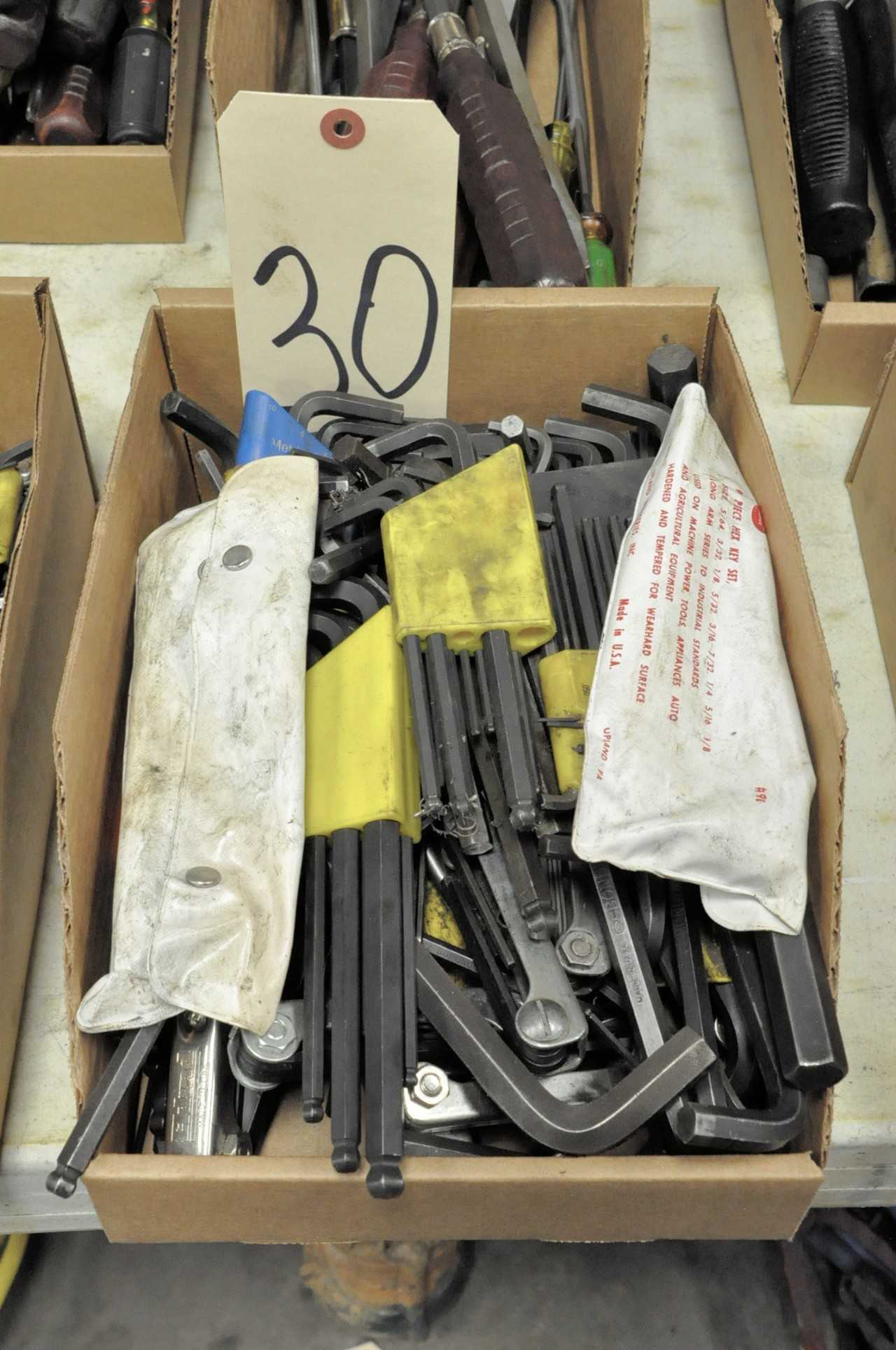 Lot-Allen Wrenches in 1 Box - HAND TOOLS