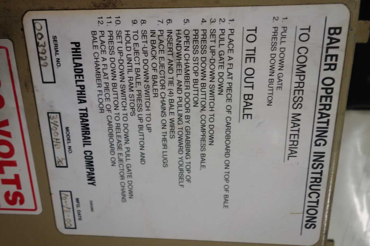 2000 Philadelphia Tramrail 3400HD Vertical baler - BALERS