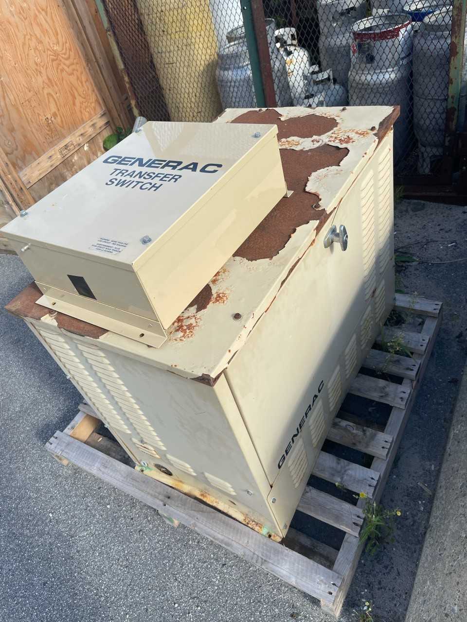 Generac 8KW HSB 00865-0 Generator - STANDBY POWER GENERATOR