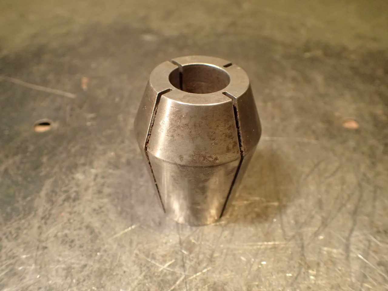 Universal Engineering Series ZZ Double Taper Collet: 11/16" Round Smooth - HOLEMAKING TOOLS