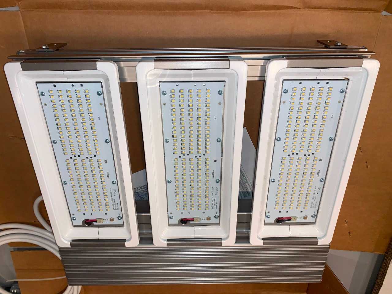 New - Lot of 3 - Eaton Crouse-Hinds IHB24L/UNV1 222W Industrial LED High Bay Lighting Fixture - LIGHTING
