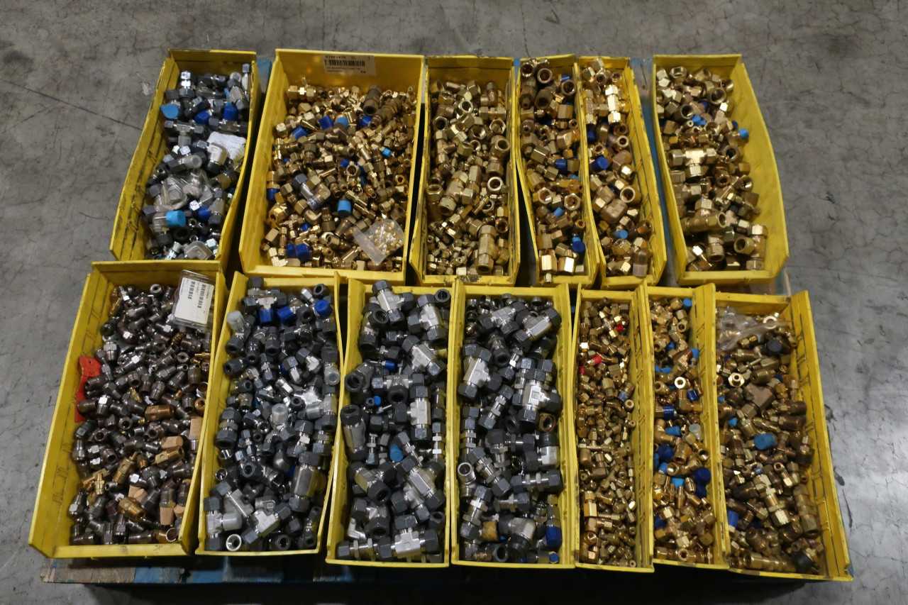1 PALLET OF ASSORTED PARKER PNEUMATIC FITTINGS - PROCESS EQUIPMENT