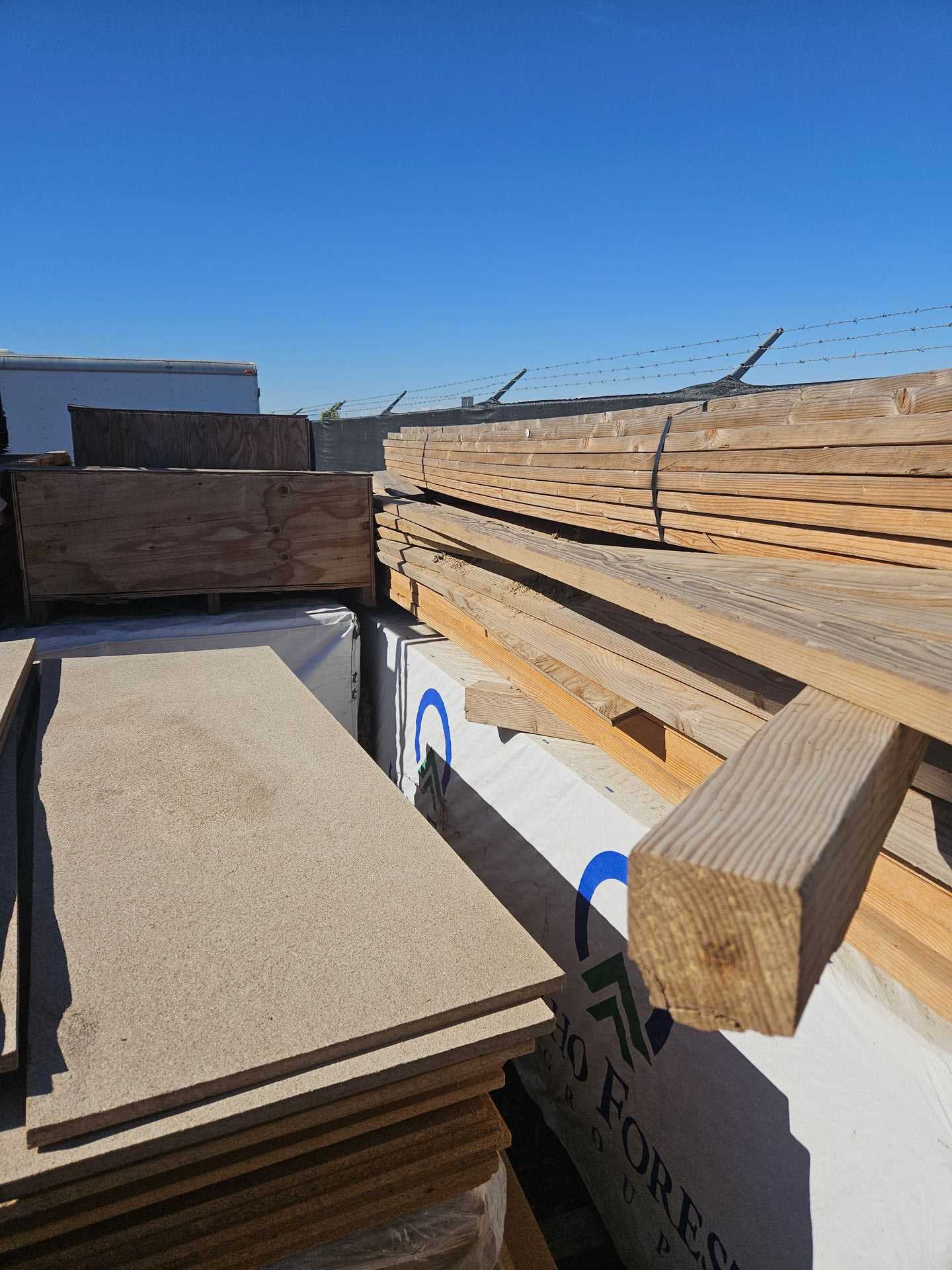 BULK LOT OF WOOD BOARDS - MISCELLANEOUS