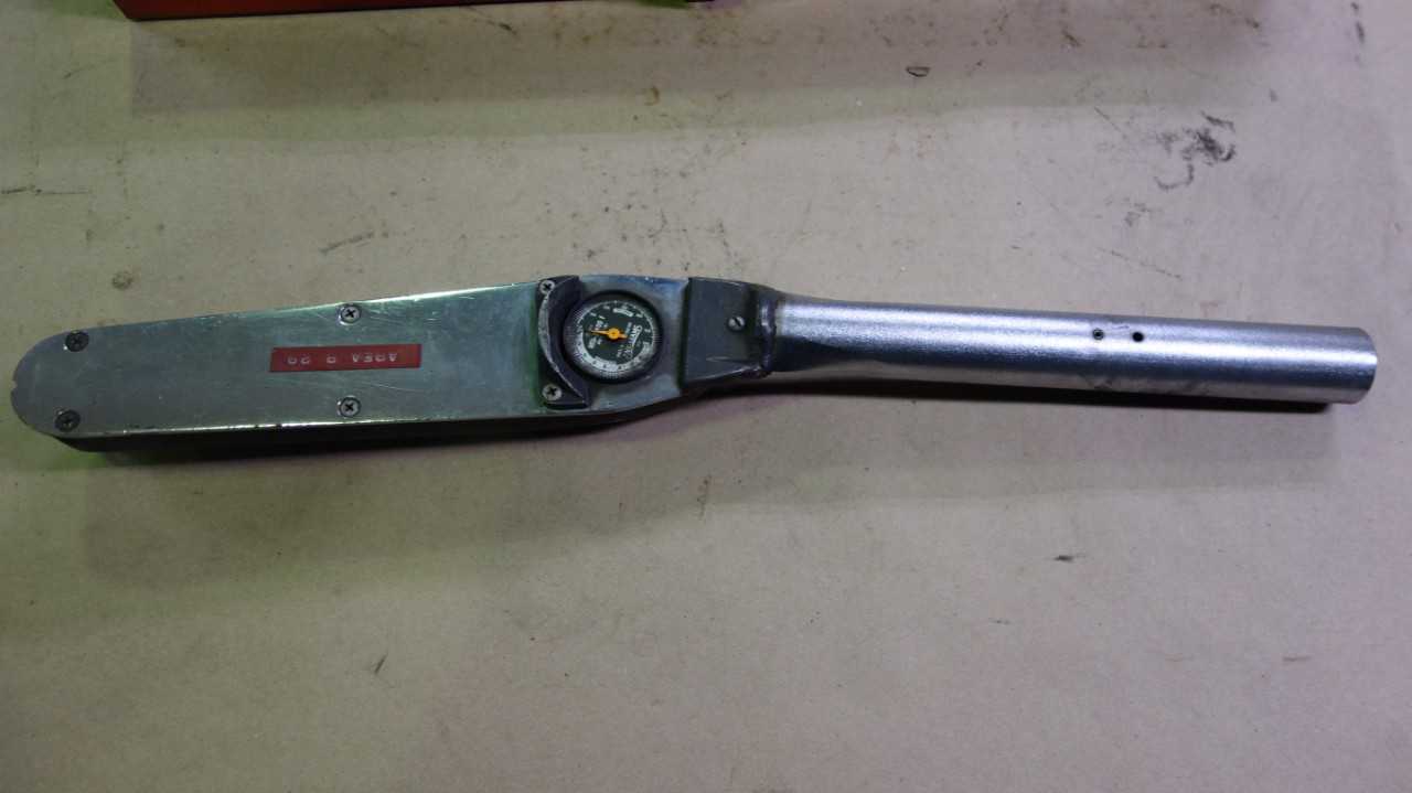 WILLIAMS HTD-2-600F DIAL TORQUE WRENCH - HAND TOOLS