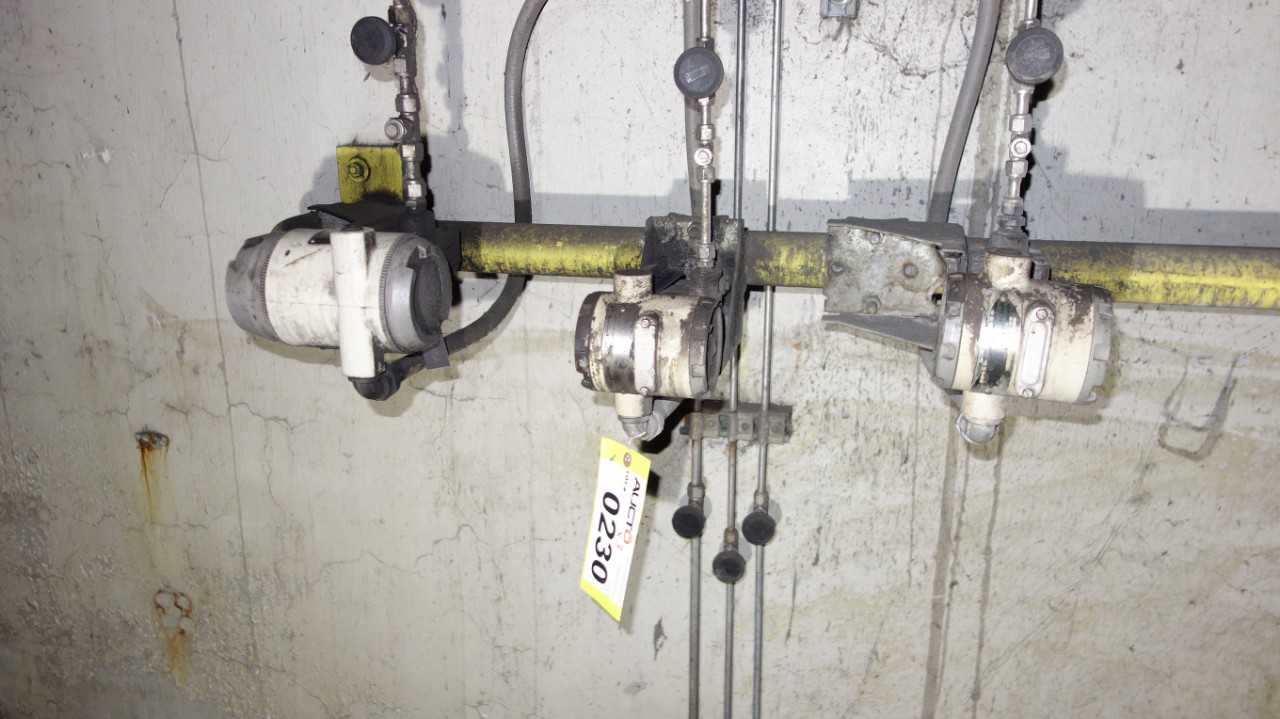 LOT OF 3 ASSORTED HONEYWELL ST3000 PRESSURE TRANSMITTER - INSTRUMENTATION