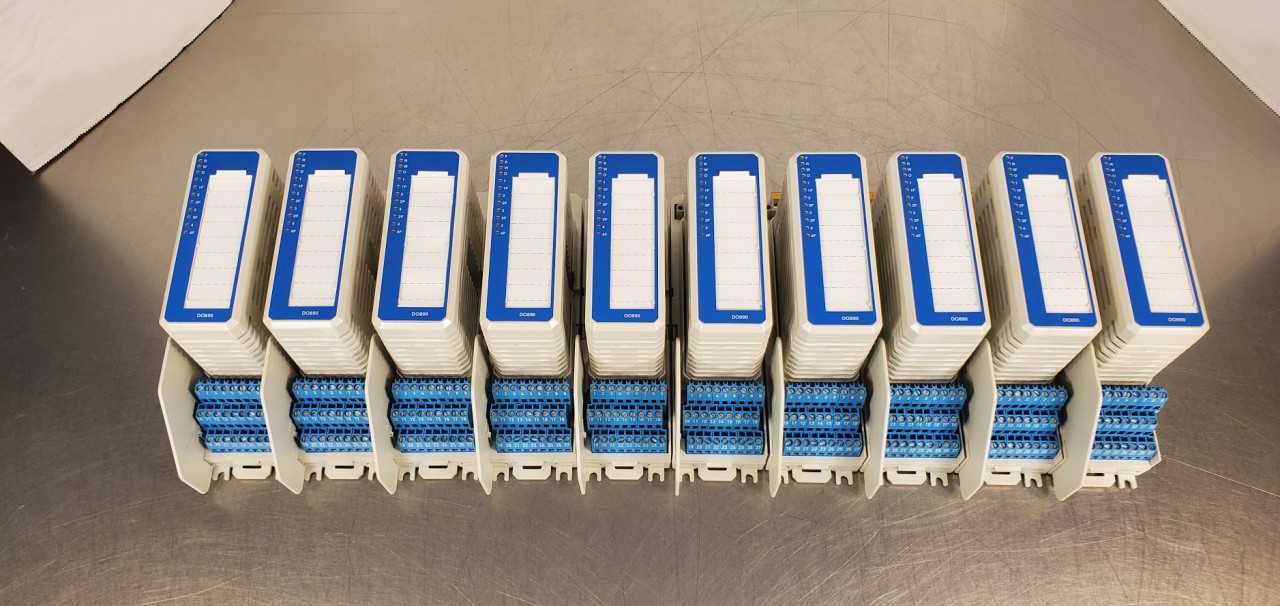 Lot of 10 ABB DO890 Output Module wTU890 Termination Module Like New - Pulled from New Machinery and Bench Tested - AUTOMATION & CONTROLS