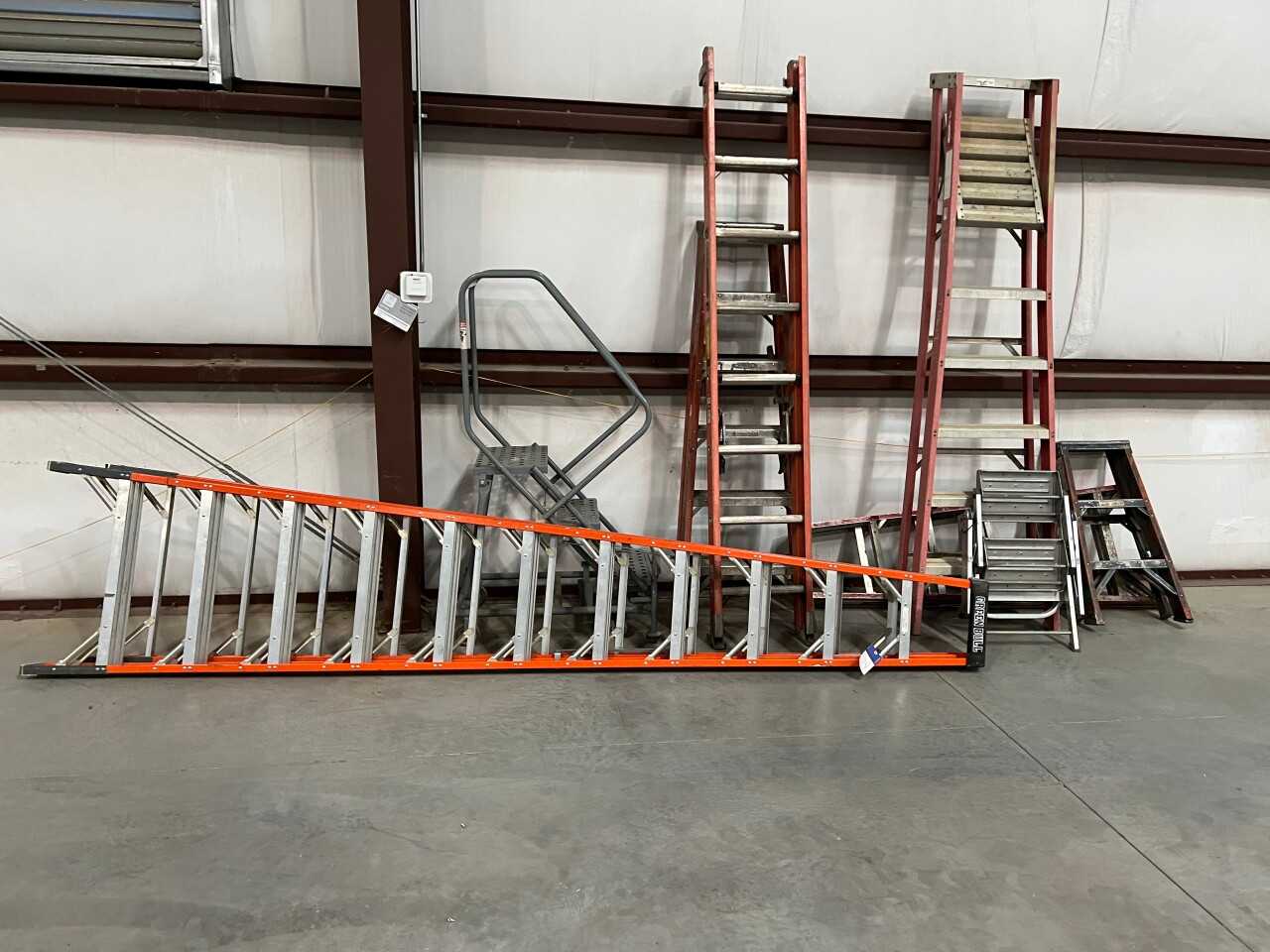 ASSORTED STEPLADDERS (NEW MEXICO) - INDUSTRIAL PARTS