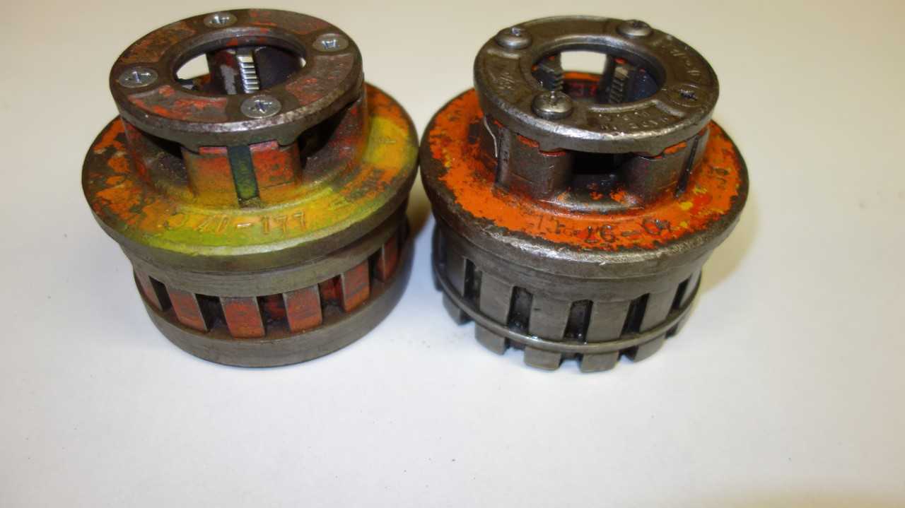 LOT OF 2 RIDGID 3/4 IN PLASTIBOND DIES - HAND TOOLS