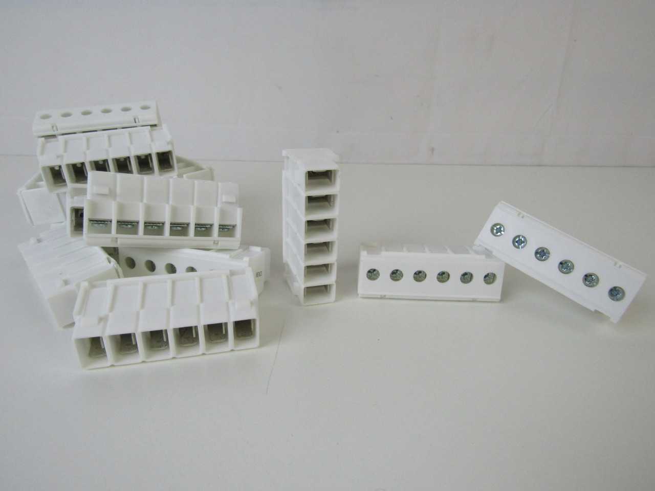 Quantity of 6x MSECBK Contacts - VALVES