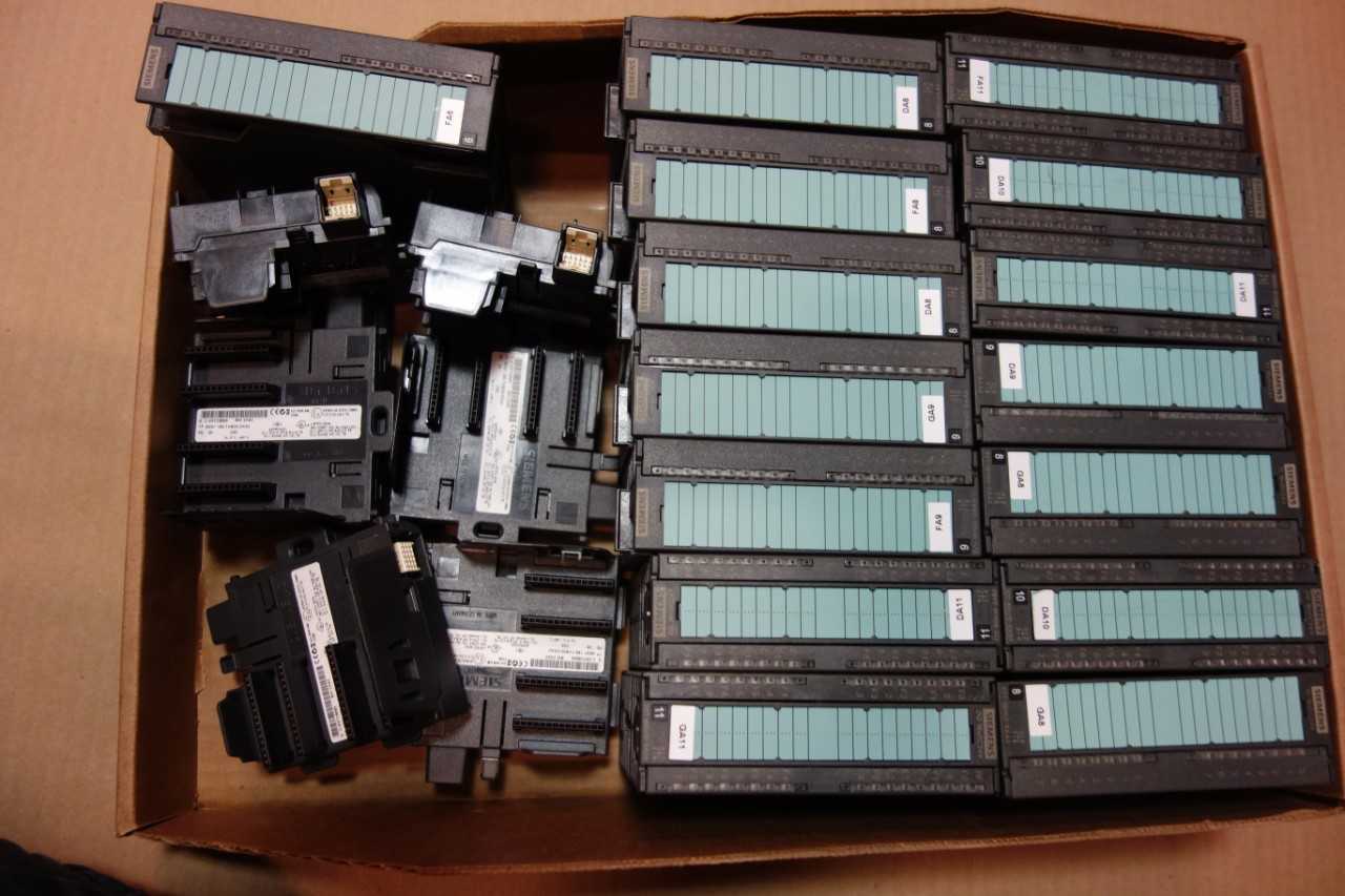 1 LOT OF  MODULE CONTROLS, MODULE CONTROLS- SIEMENS - AUTOMATION & CONTROLS