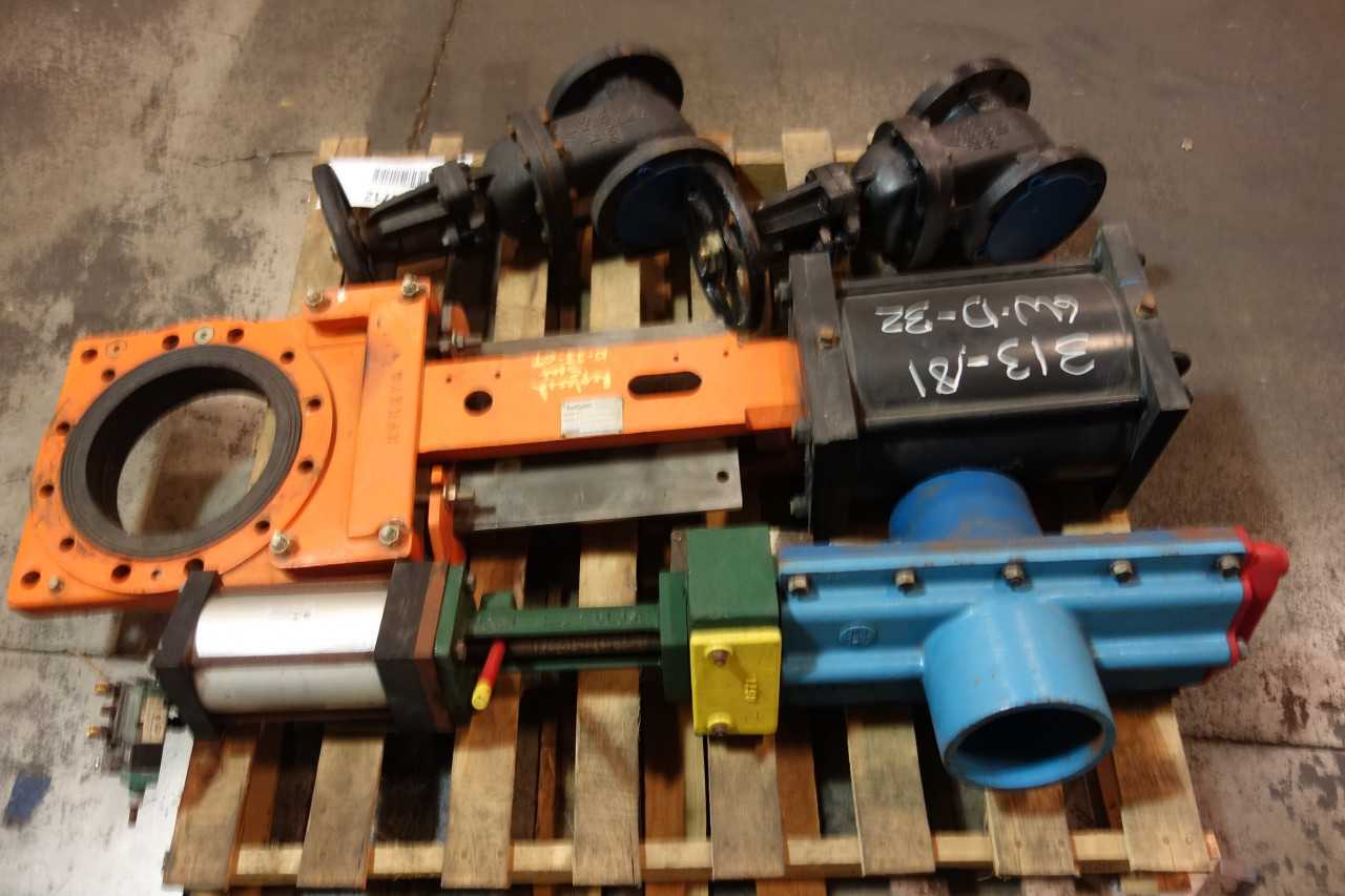 1 PALLET OF ASSORTED PNEUMATIC VALVES- ALLEN-SHERMAN-HOFF, WEIR, MILWAUKEE - VALVES