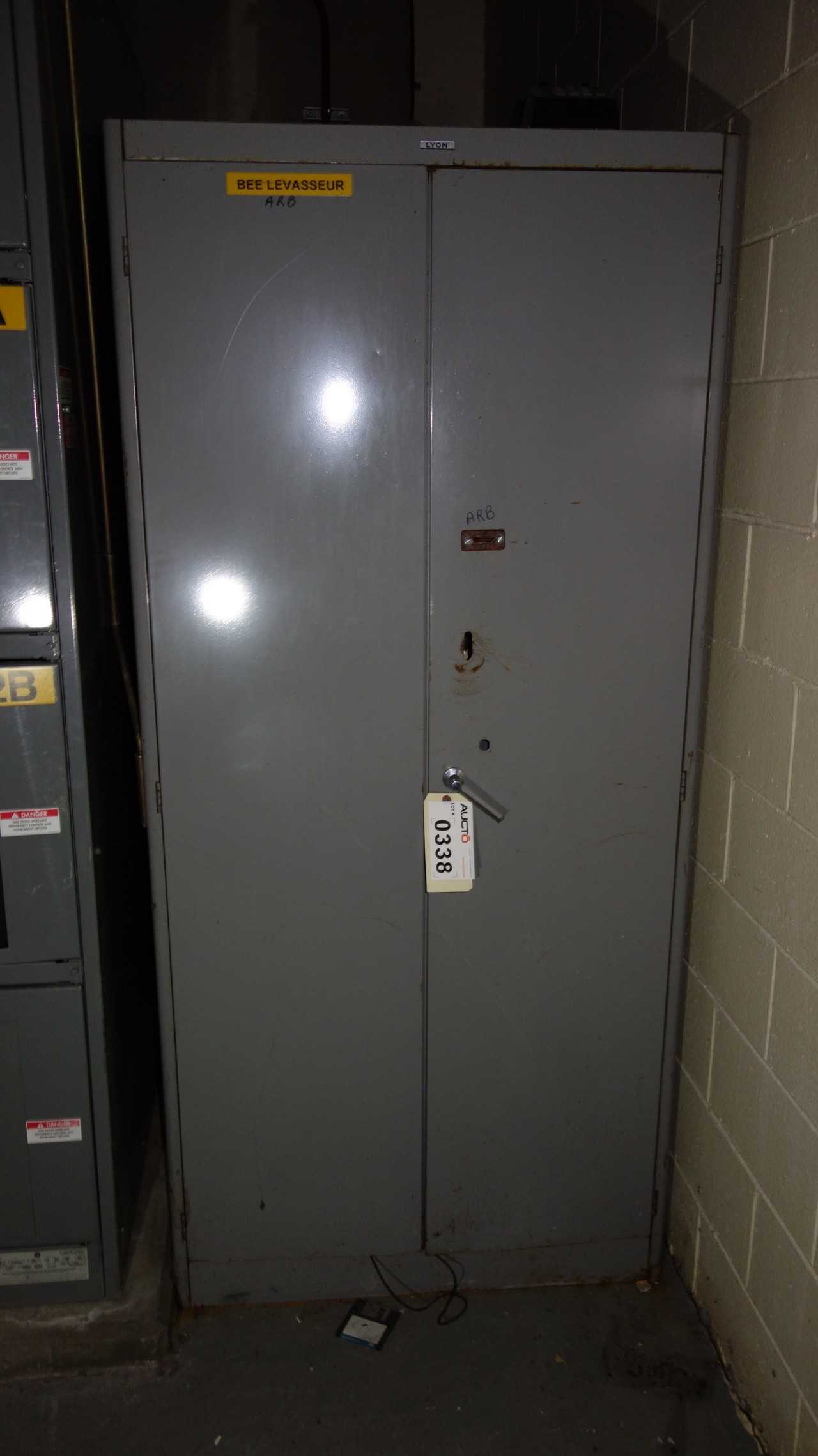 CABINET WITH CONTENTS, ASSORTED ELECTRICAL MRO - ELECTRICAL COMPONENTS