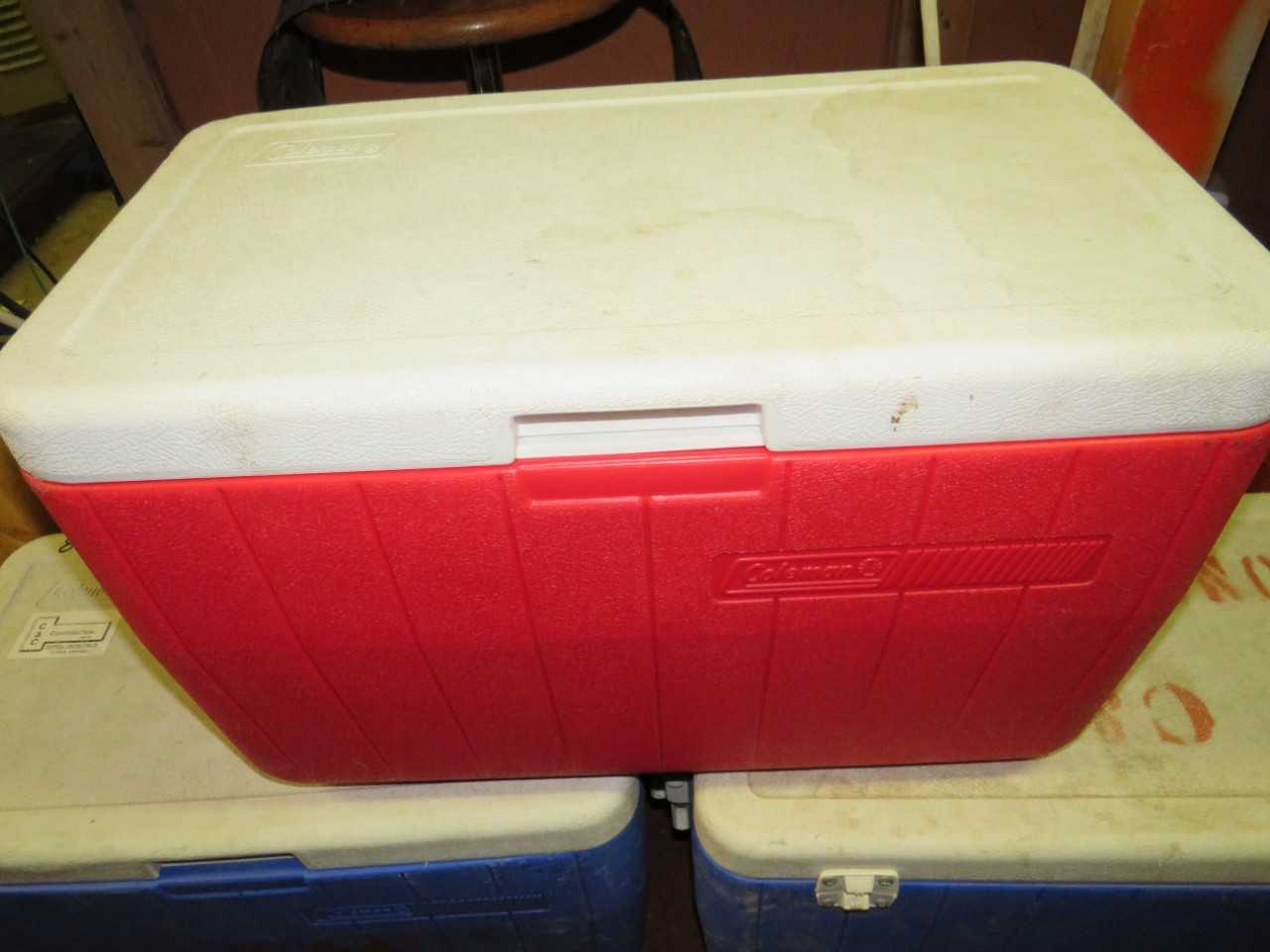 LOT OF 3 ASSORTED COLEMAN COOLERS - MISCELLANEOUS