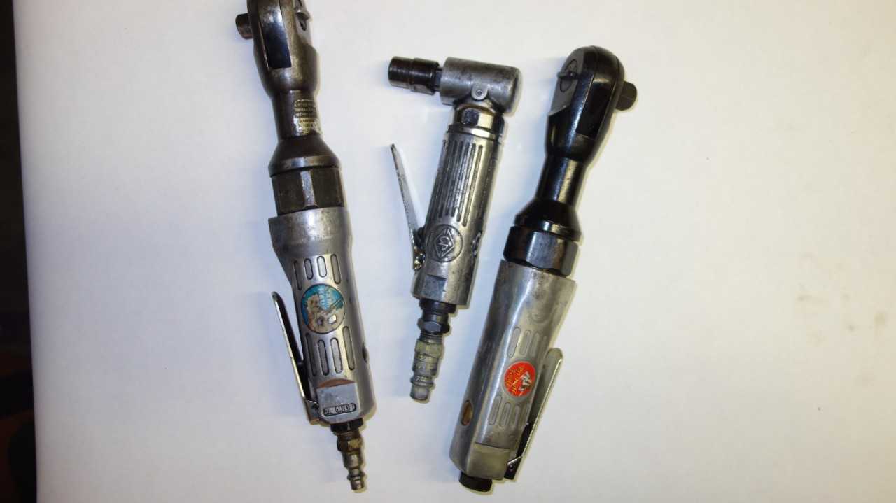 LOT OF 3 ASSORTED PNEUMATIC AIR NUTRUNNERS - PNEUMATIC POWER TOOL