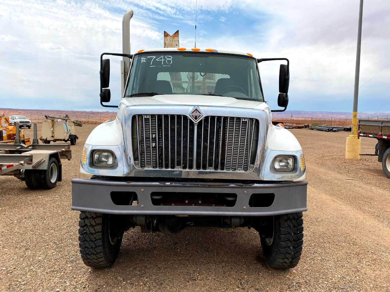 2005 International 7400 6X6 Digger Truck - HYDRO EXCAVATOR TRUCKS
