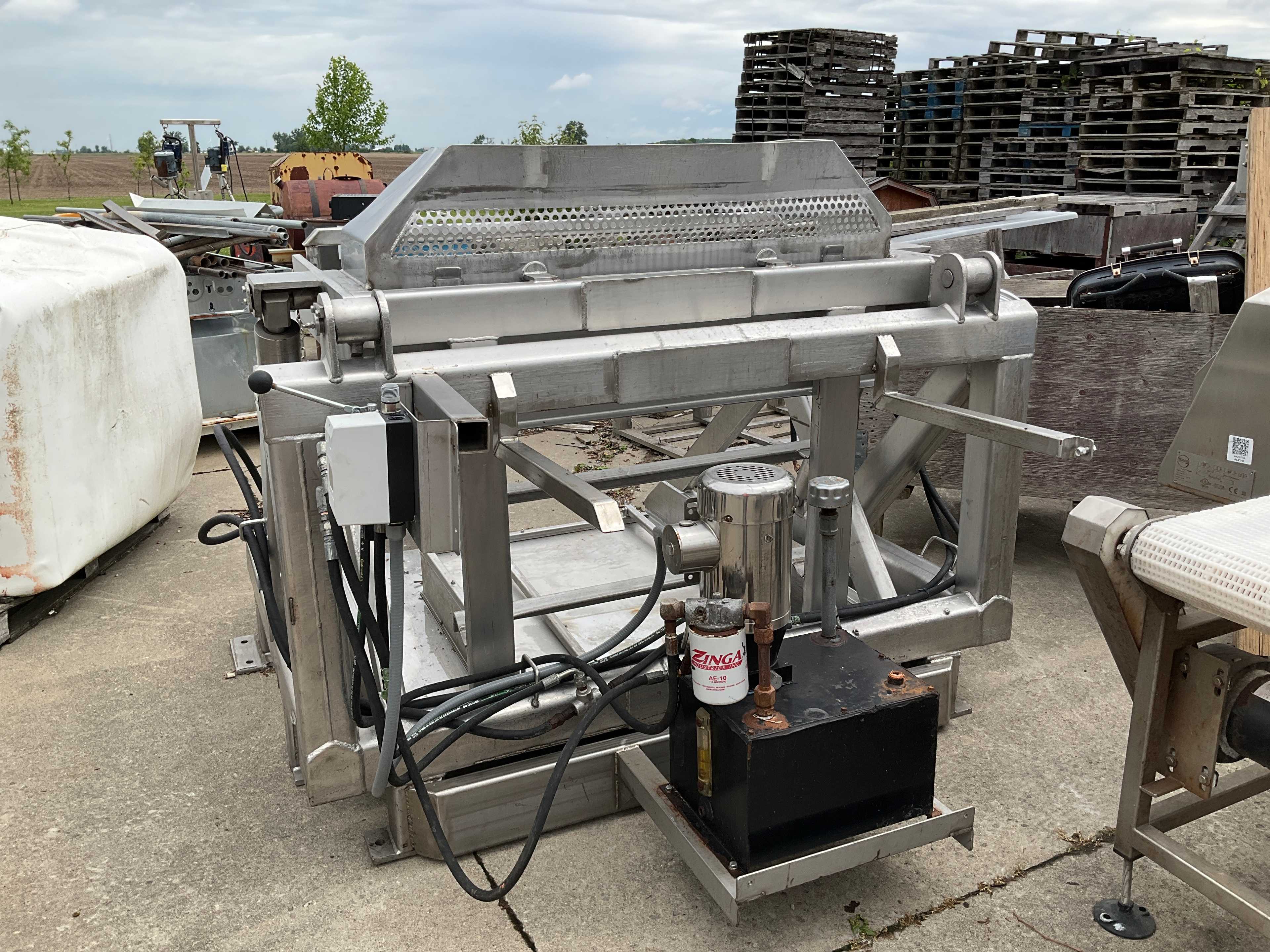 VOLUMETRIC FEEDER WITH MOTOR - VOLUMETRIC FEEDER