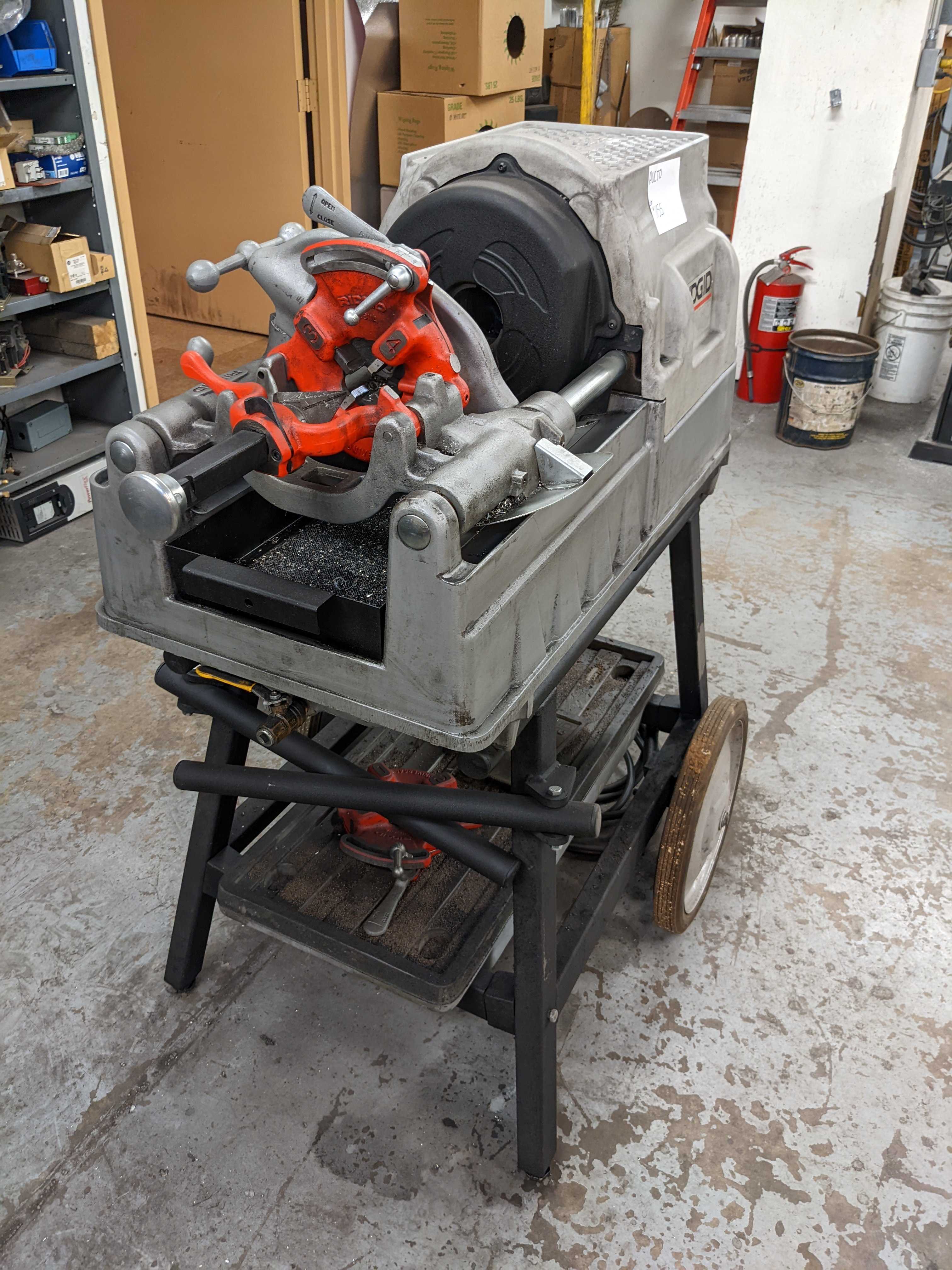 PIPE THREADER - ELECTRIC POWER TOOLS