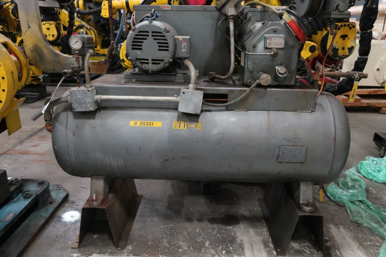 WOOD INDUSTRIAL AIR COMPRESSOR - AIR COMPRESSORS