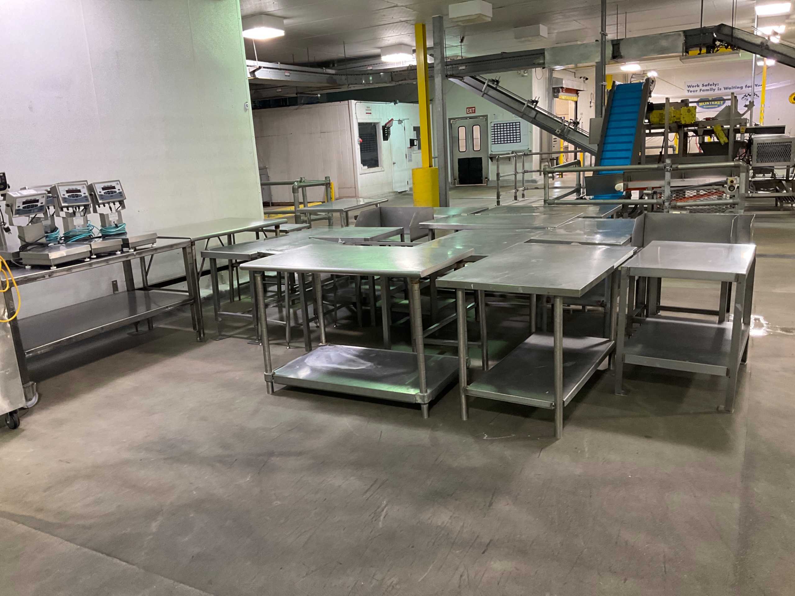 BULK QTY OF INDUSTRIAL TABLES