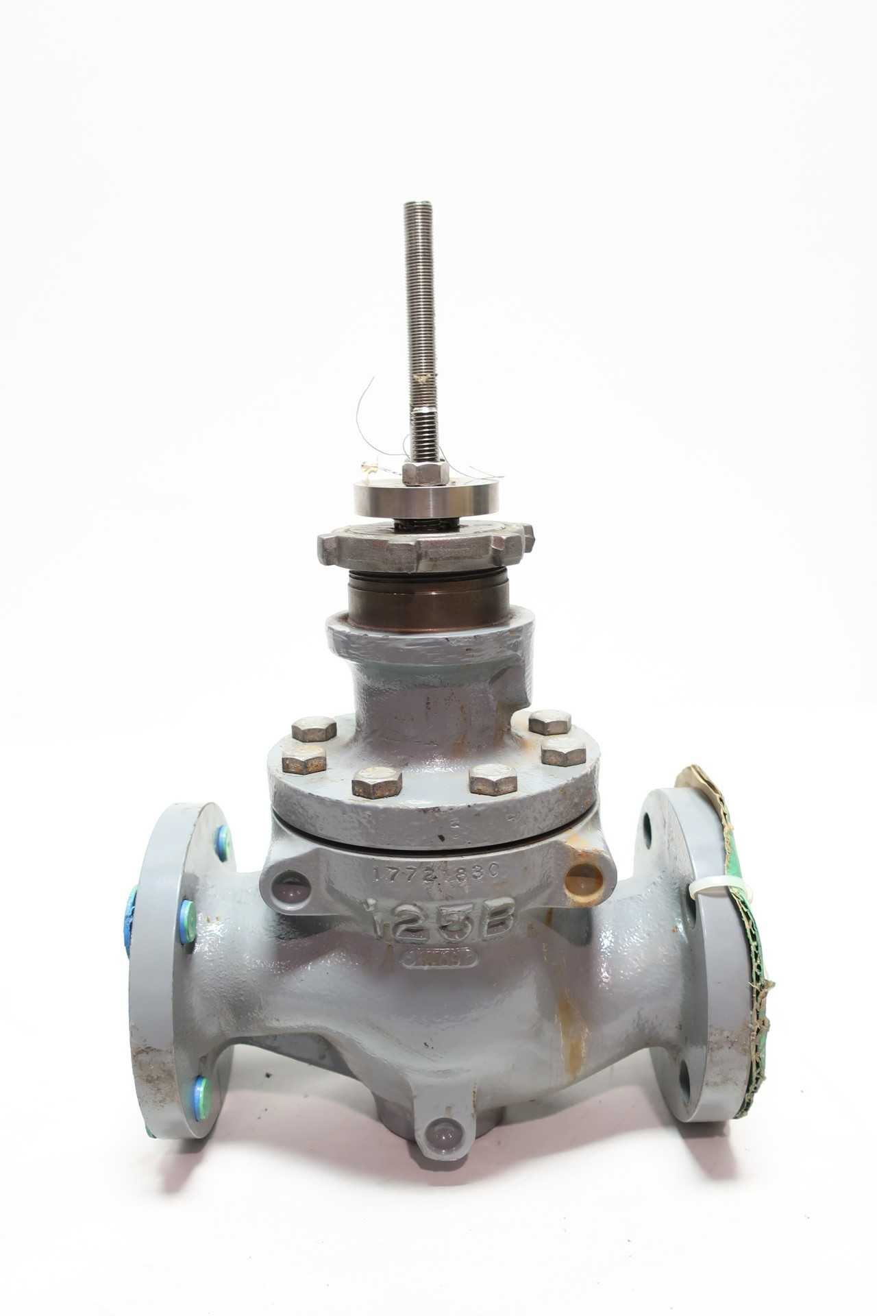 FISHER ED 125 IRON FLANGED 2IN GLOBE VALVE - GLOBE VALVE