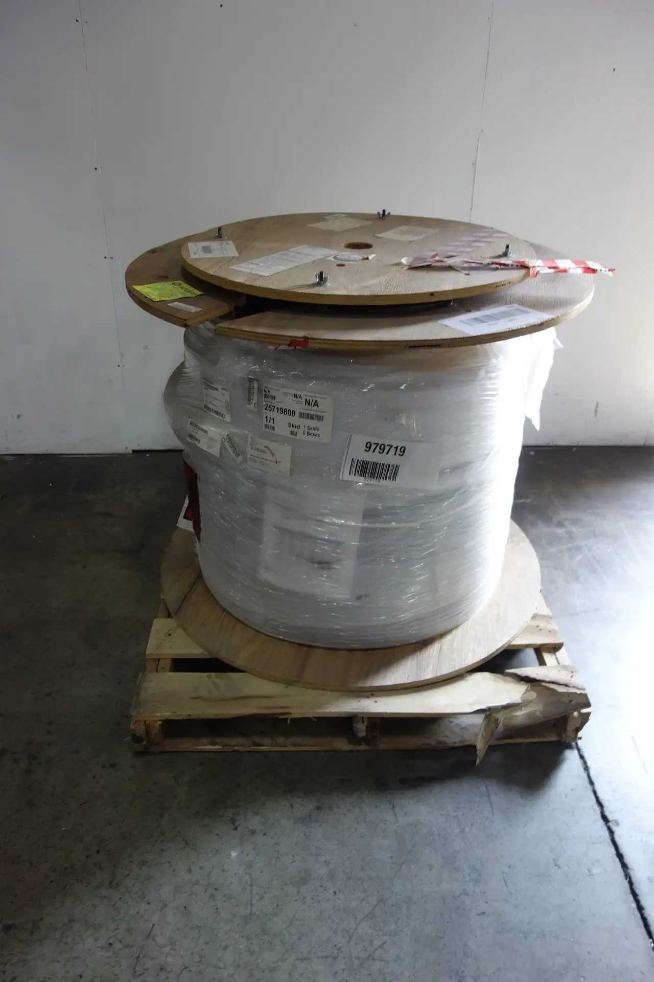 ES FOX OPTIC FIBER CABLE 452M - ELECTRICAL COMPONENTS ES FOX OPTIC FIBER CABLE 452M - ELECTRICAL COMPONENTS