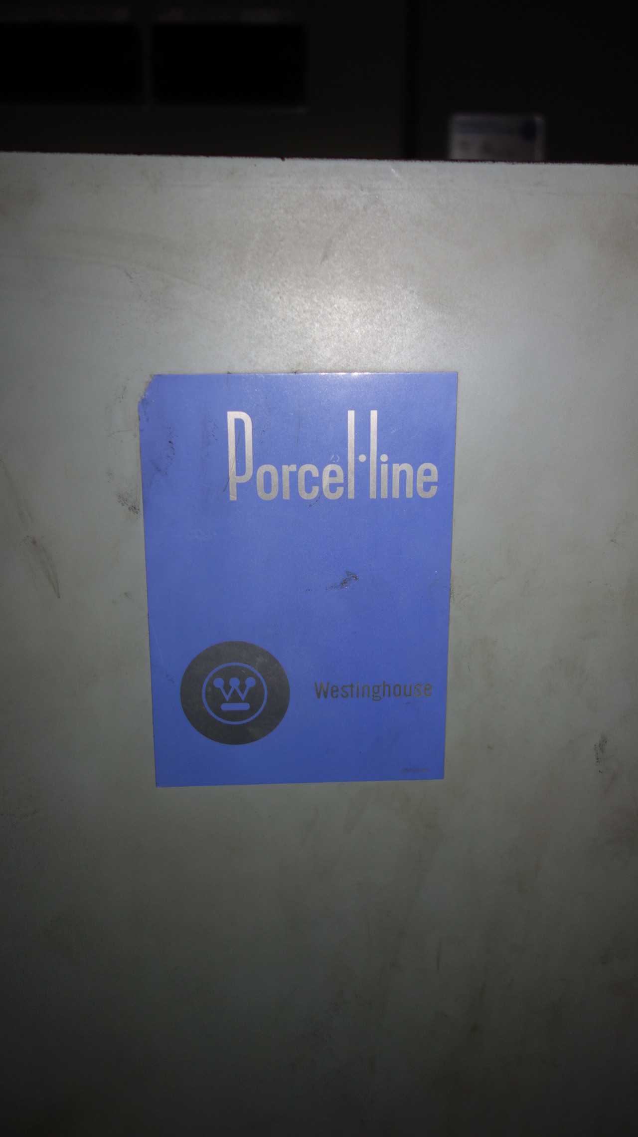 LOT OF 2 WESTINGHOUSE 50DHP250 3000A BREAKERS - CIRCUIT BREAKERS