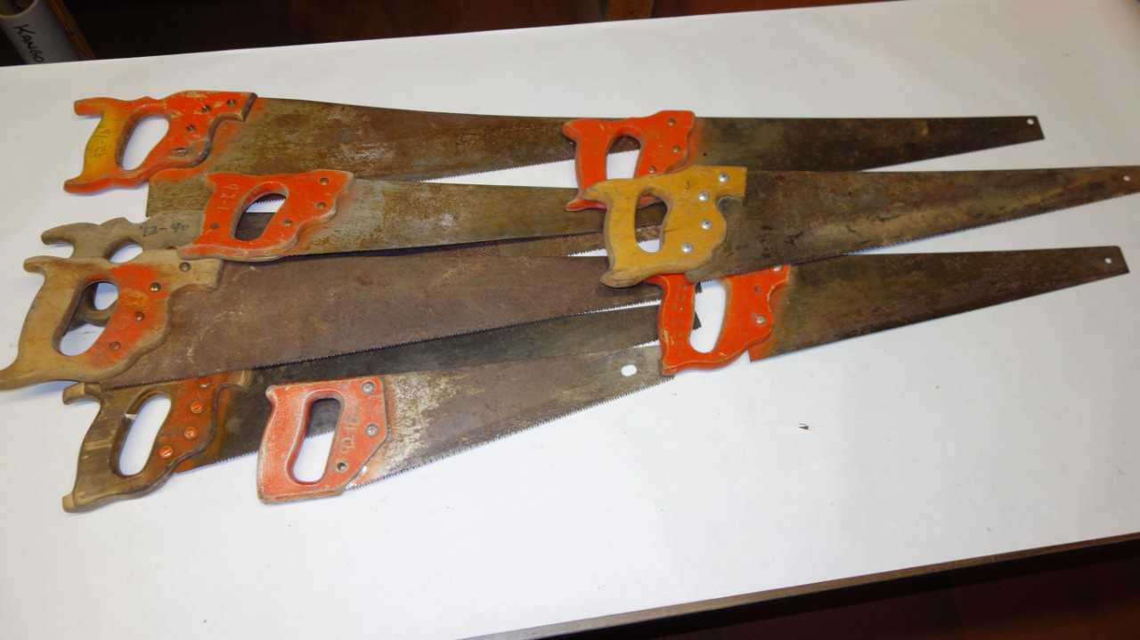 LOT OF 9 ASSORTED HAND SAWS - ELECTRIC POWER TOOLS