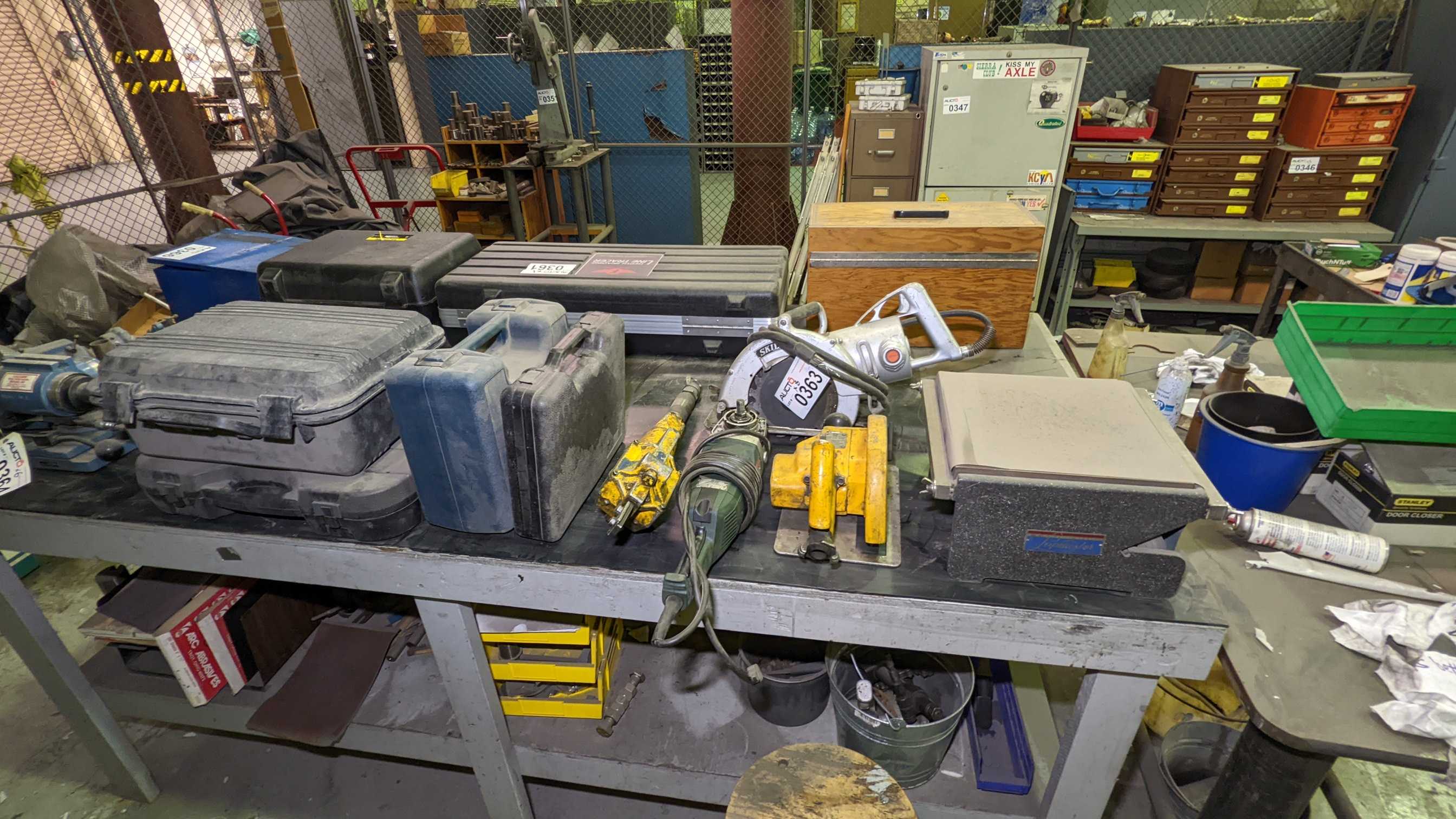 LOT OF POWER TOOLS - ELECTRIC POWER TOOLS LOT OF POWER TOOLS - ELECTRIC POWER TOOLS