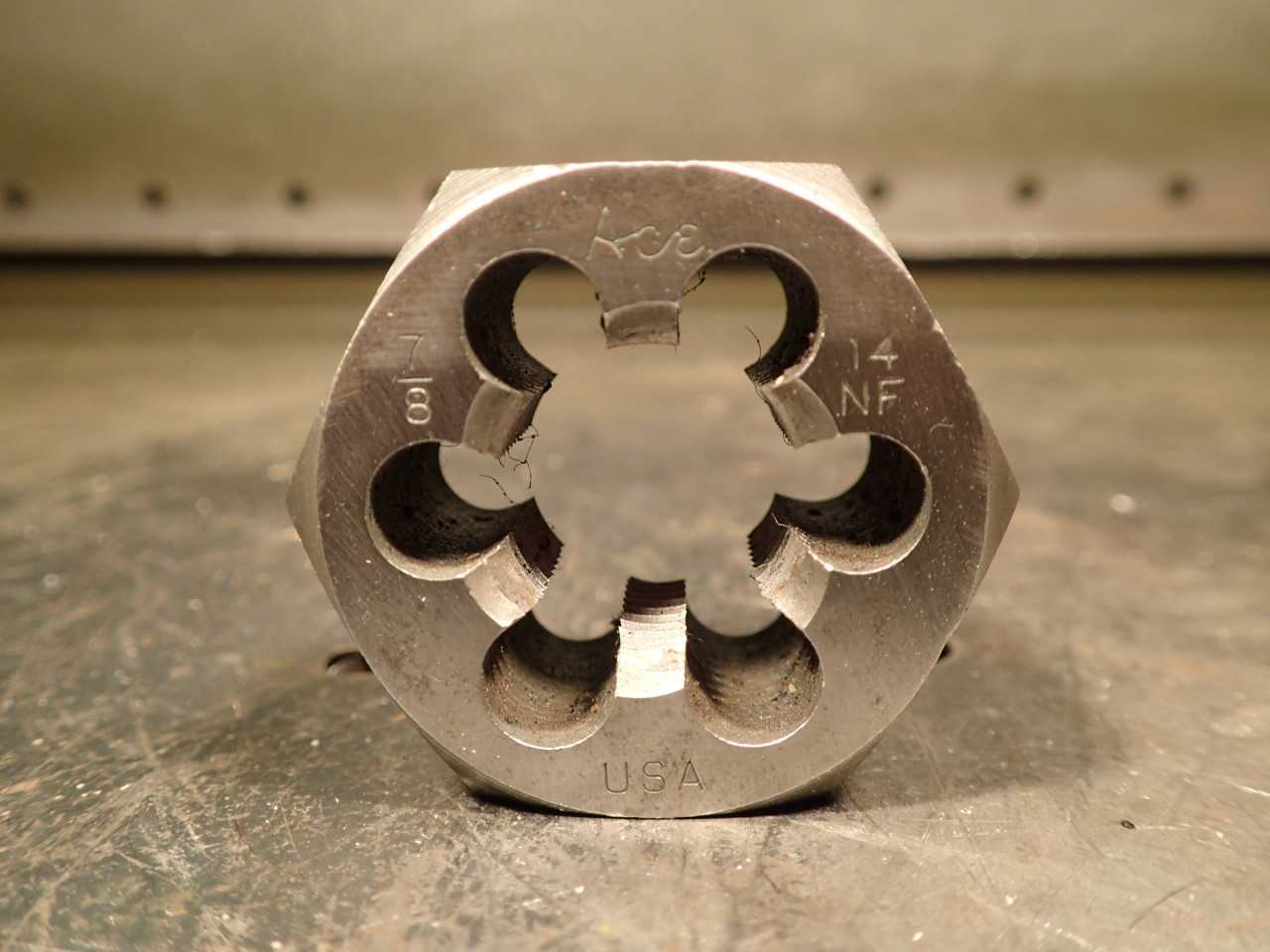 Ace 7/8" -14 NF Hexagon Body Rethreading Thread Die: 1-5/8" Across Flats, USA - END MILLS