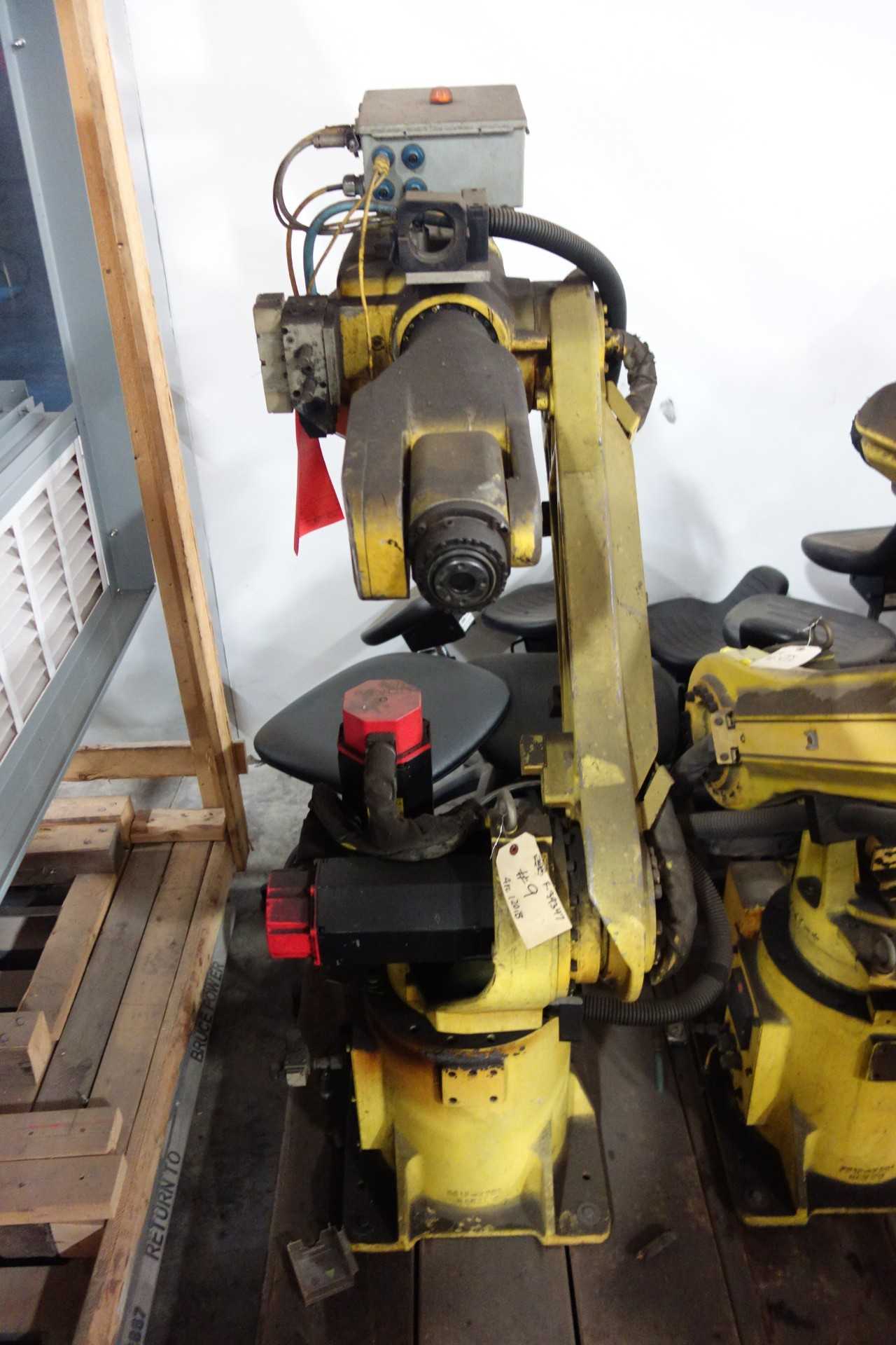 GE FANUC ROBOT ARM - INDUSTRIAL ROBOTS