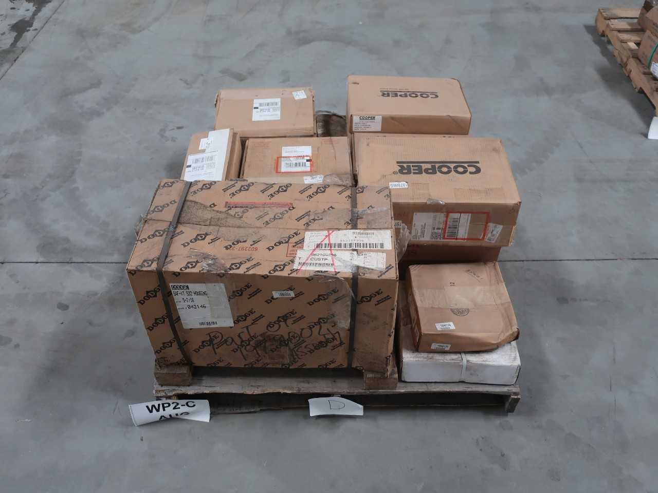 1 PALLET OF ASSORTED BEARINGS - BEARINGS