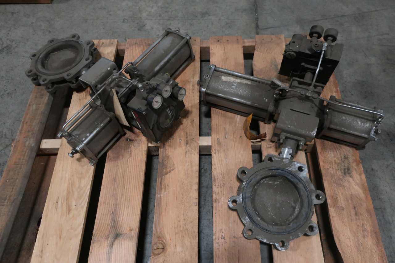 LOT OF 2 6IN KEYSTONE 920 CONTROL VALVES - CONTROL VALVE