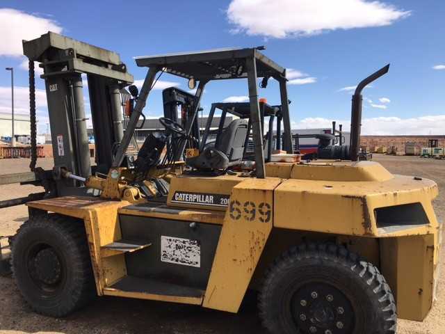 Forklift, Caterpillar, 2001 - FORKLIFTS