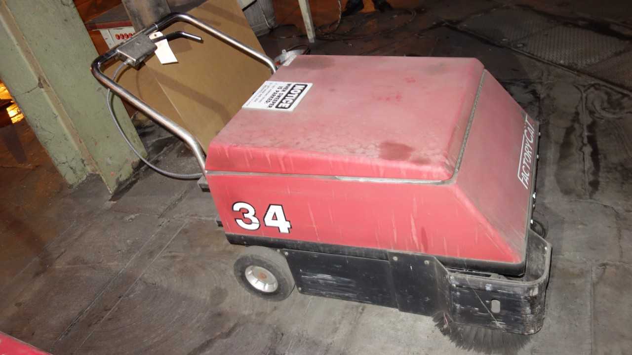 FACTORY CAT 34 FLOOR SWEEPER - PLANT & FACILITY