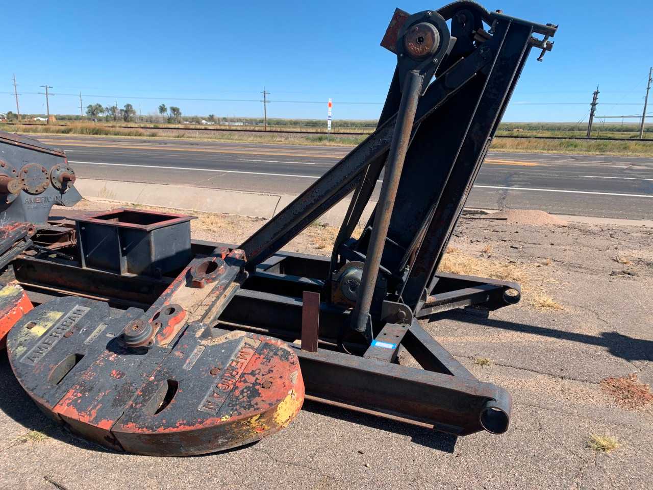 American 114D-200-54/wide base/without the belt roll - PALLET JACKS